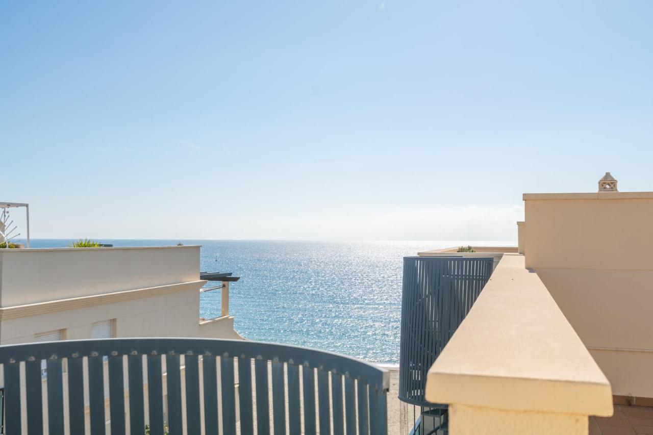 Atico 2 Terrazas Junto Al Mar By Rent Me Apartment เอสเตโปนา ภายนอก รูปภาพ