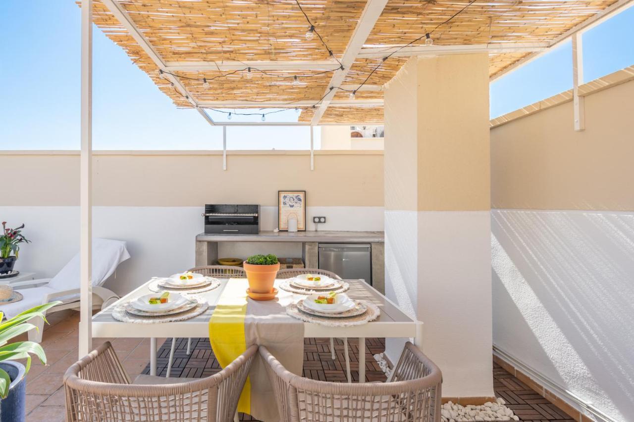 Atico 2 Terrazas Junto Al Mar By Rent Me Apartment เอสเตโปนา ภายนอก รูปภาพ