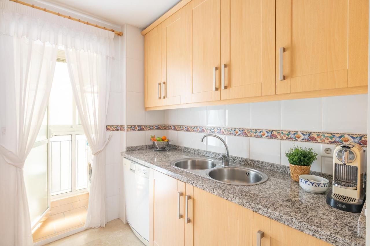 Atico 2 Terrazas Junto Al Mar By Rent Me Apartment เอสเตโปนา ภายนอก รูปภาพ